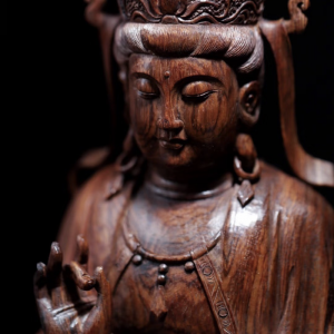 Alternative view of Tượng Quan Thế Âm Bồ Tát