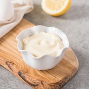 Alternative view of Mayonnaise chay