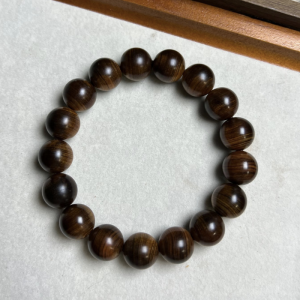 Vòng tay Trầm Hương Cao Cấp Chìm Nước Philippines