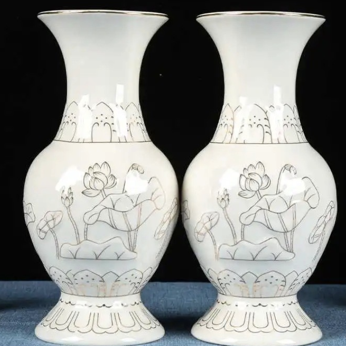 Bộ Sứ Thờ Thần Tài - Ảnh 2