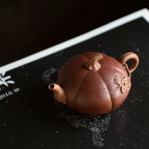 Ấm Tử Sa Nghi Hưng – Bí Ngô Phúc Mãn