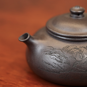 Alternative view of Ấm tử sa Hàn Giang Dáng Cổ Sơn Thủy