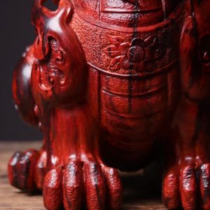 Tỳ Hưu gỗ trắc